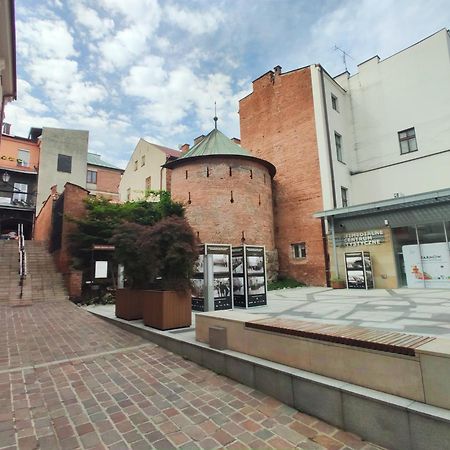 Apartamenty Na Rynku 타르노프 외부 사진