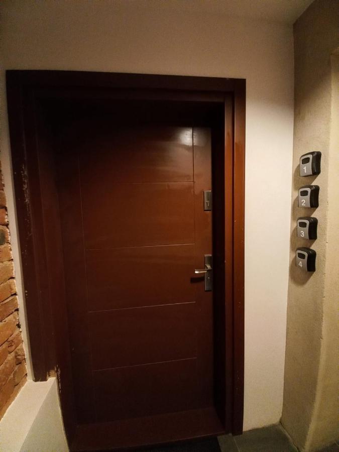 Apartamenty Na Rynku 타르노프 외부 사진